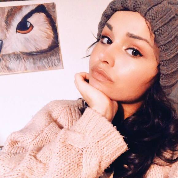 Meet your Posher, Tanja - Picture 1 of 1